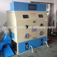 Auto feeding stuffing fiber machine